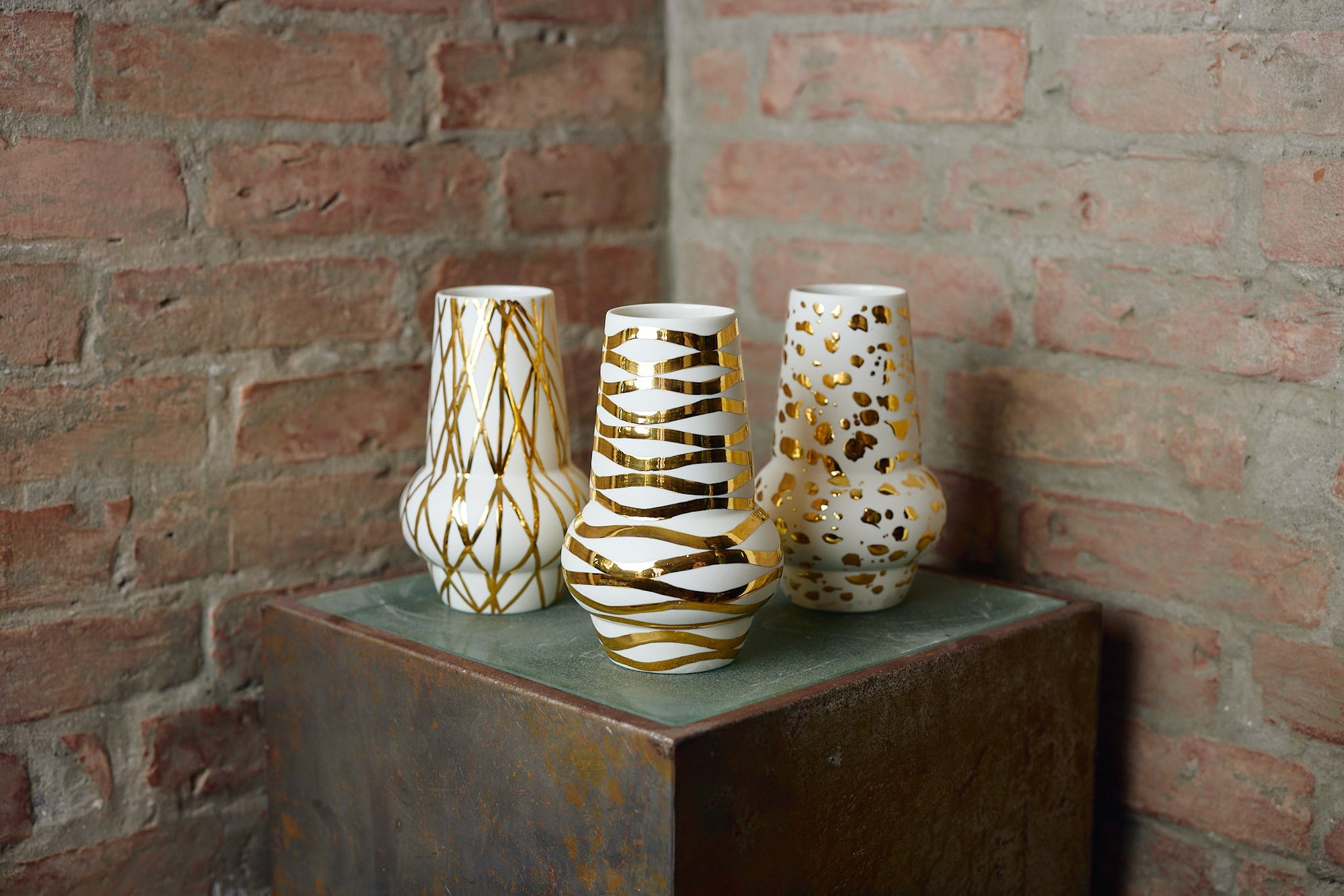 Strýta Vases - Gold Collection